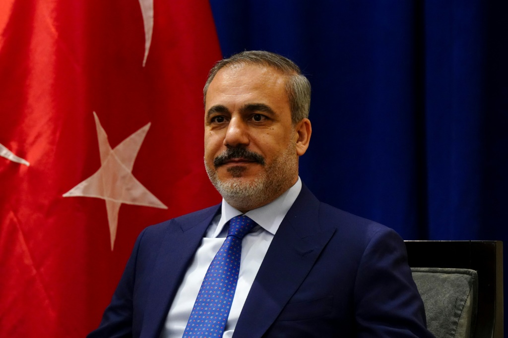  وزير الخارجية التركي هاكان فيدان (أف ب)