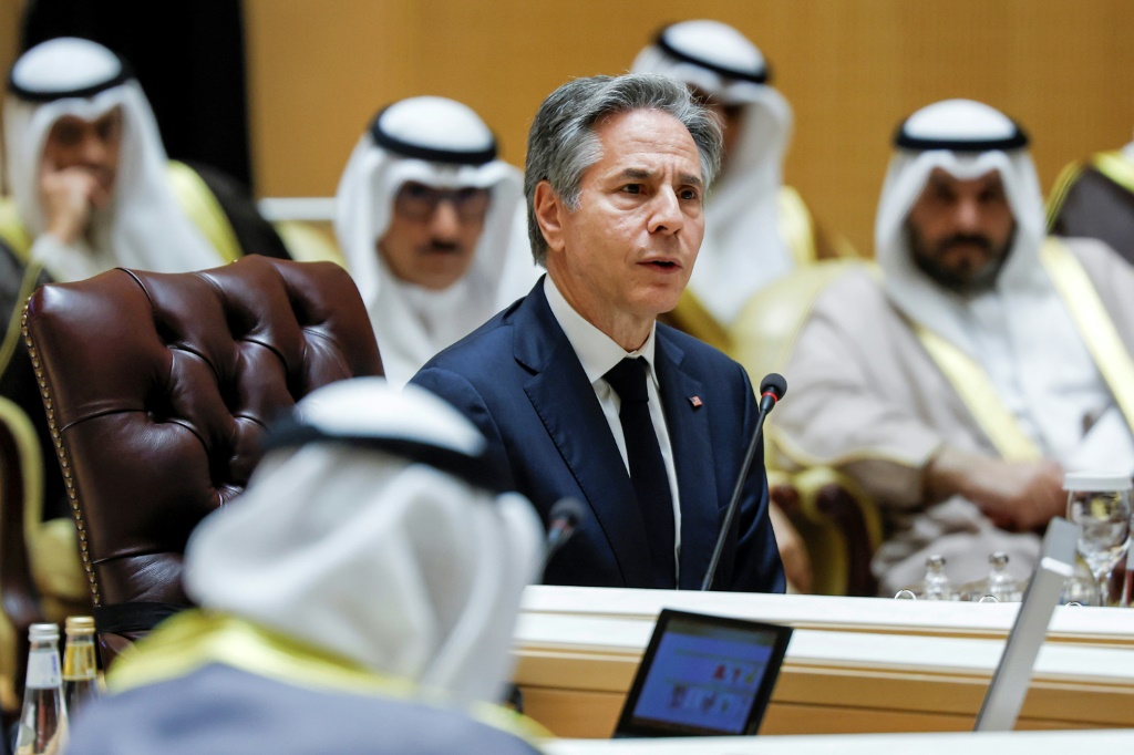 وزير الخارجية الأمريكي أنتوني بلينكن يجتمع مع وزراء دول مجلس التعاون الخليجي في الرياض (ا ف ب)