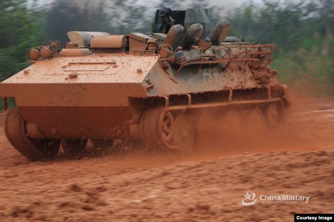 دبابة تابعة للجيش الصيني