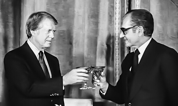 شاه إيران مع الرئيس الأمريكي السابق جيمي كارتر، Getty