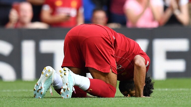 الدين المعاملة ومحمد صلاح مثال جيد للشباب المسلم الناجح