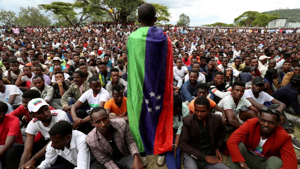 تشهد إثيوبيا احتجاجات تطالب آبي أحمد بتحسين أوضاع السكان من عرقياتها المختلفة (رويترز)