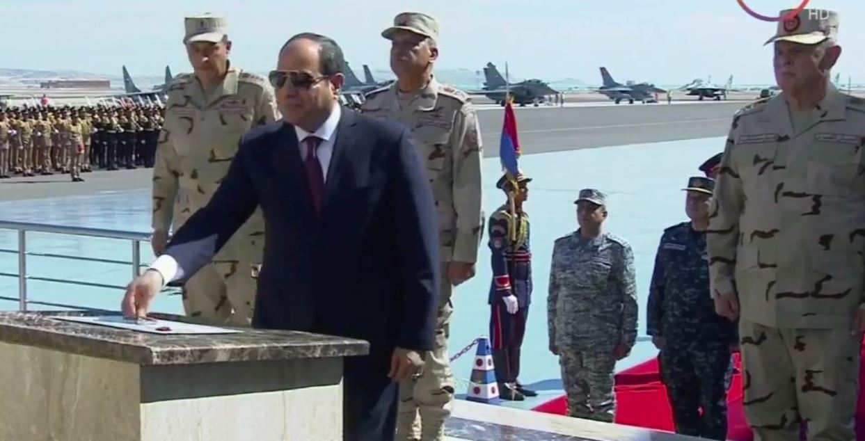 الرئيس السيسي يفتتح قاعدة برنيس العسكرية