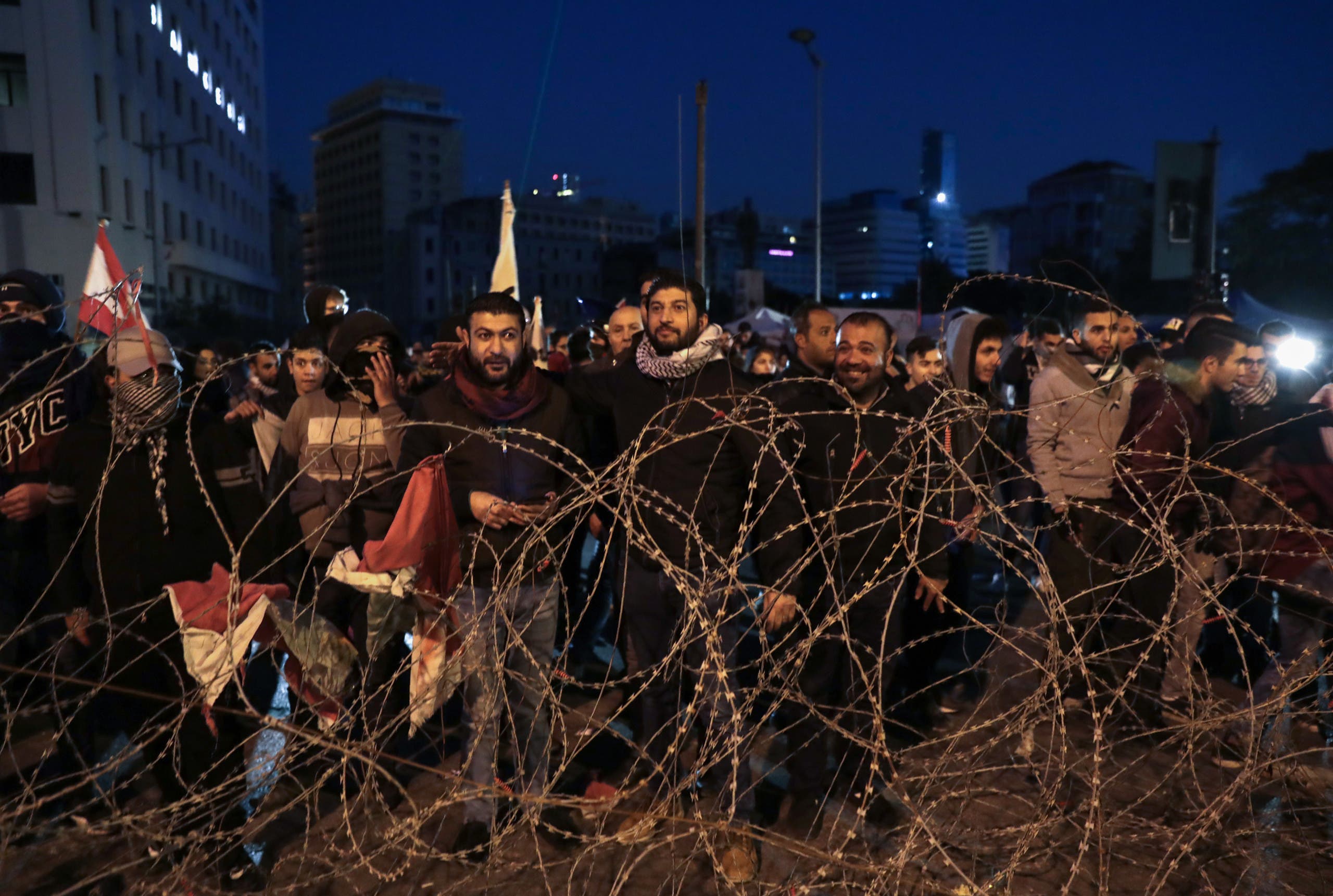 اشتباكات بالقرب من السراي الحكومي في بيروت 25 يناير فرانس برس