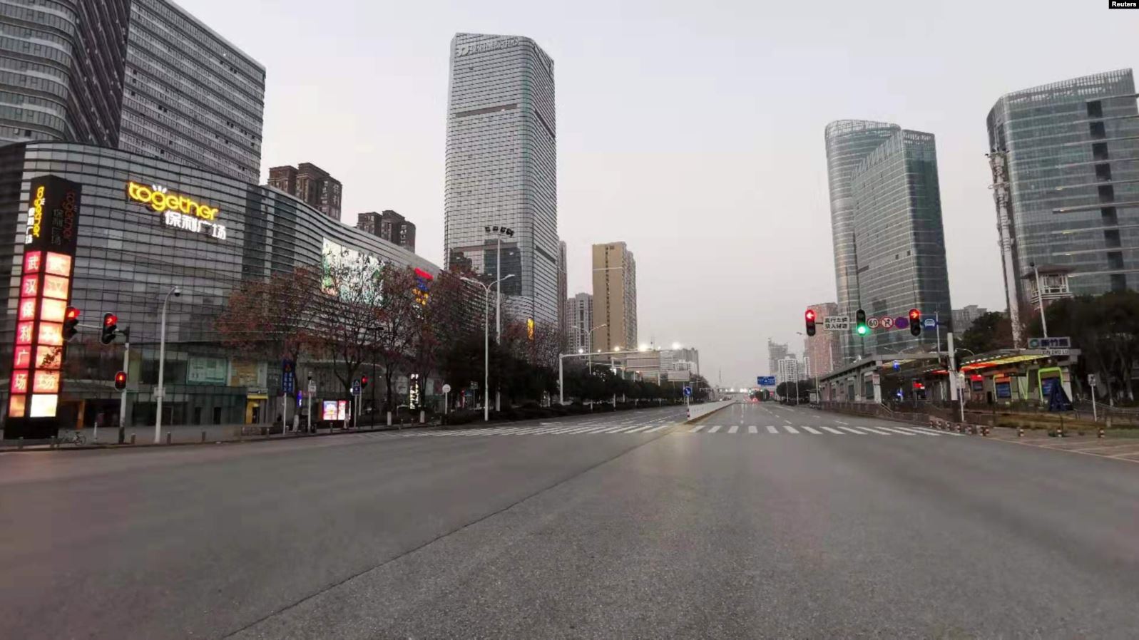 شوارع بكين خالية من السكان