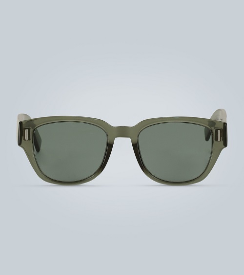 نظارات شمسية باللون الأخضر الزيتي