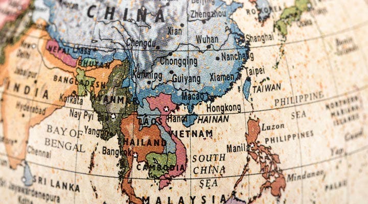 خريطة لعدد من مناطق شرقي آسيا التي انتشر بها الفيروس