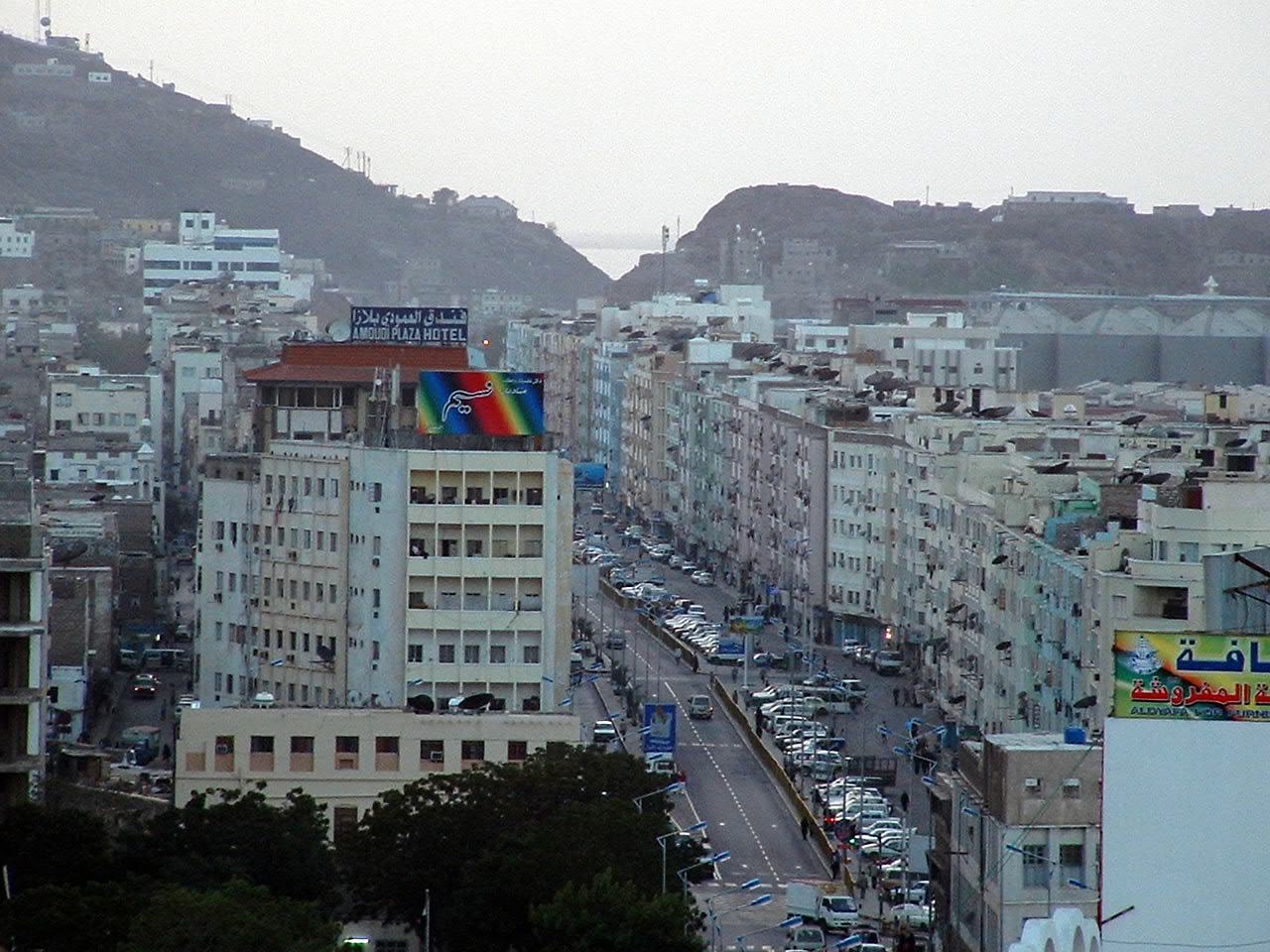 أحد أهم شوارع مدينة عدن اليمنية