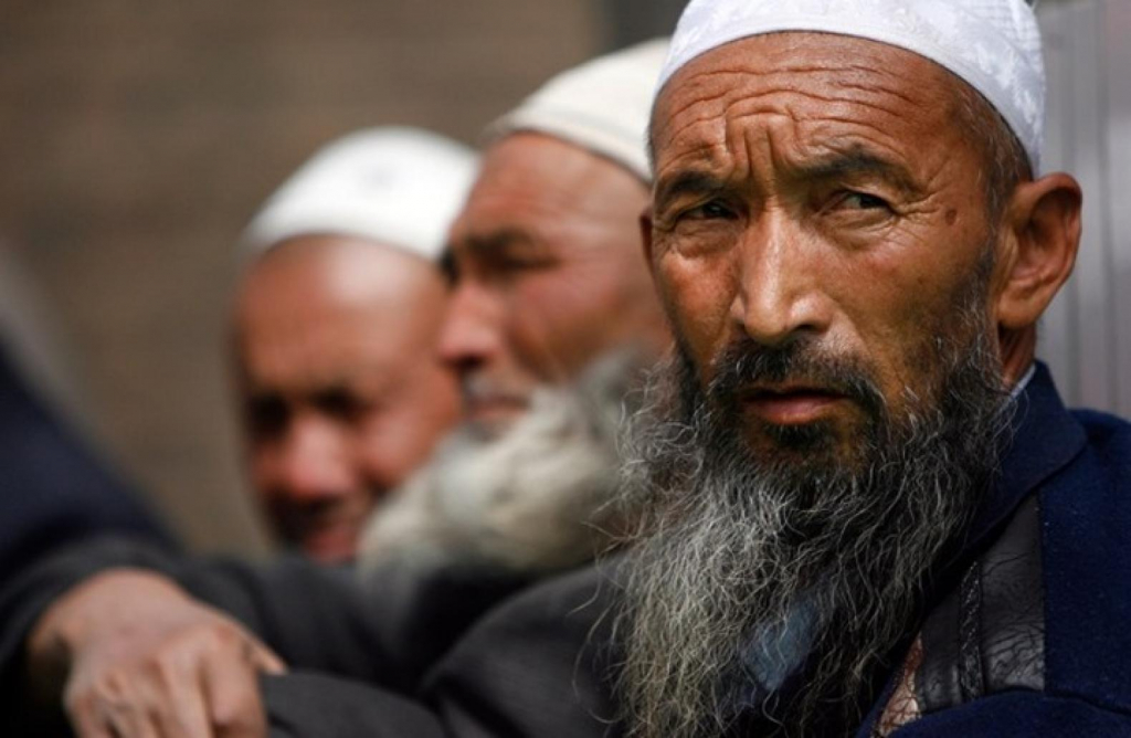 مسلمي الإيغور في تركستان الشرقية