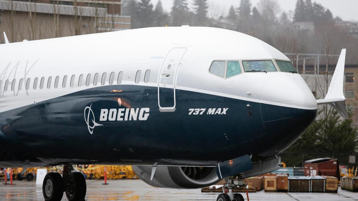 عيوب في برمجيات بوينغ 737 ماكس أوقفها عن الخدمة