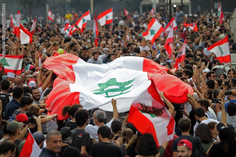 مظاهرات اللبنانين ضد الطائفية والفساد - أرشيف