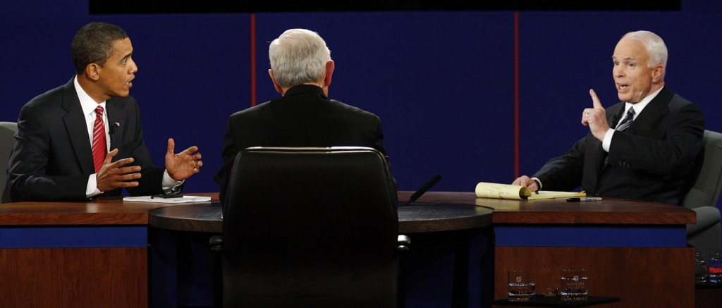    ماكين وأوباما في مناظرة لهما عام 2008-ارشيفية