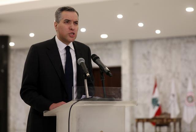 اعتذار مصطفى أديب عن تشكيل الحكومة اللبنانية يهدد المبادرة الفرنسية