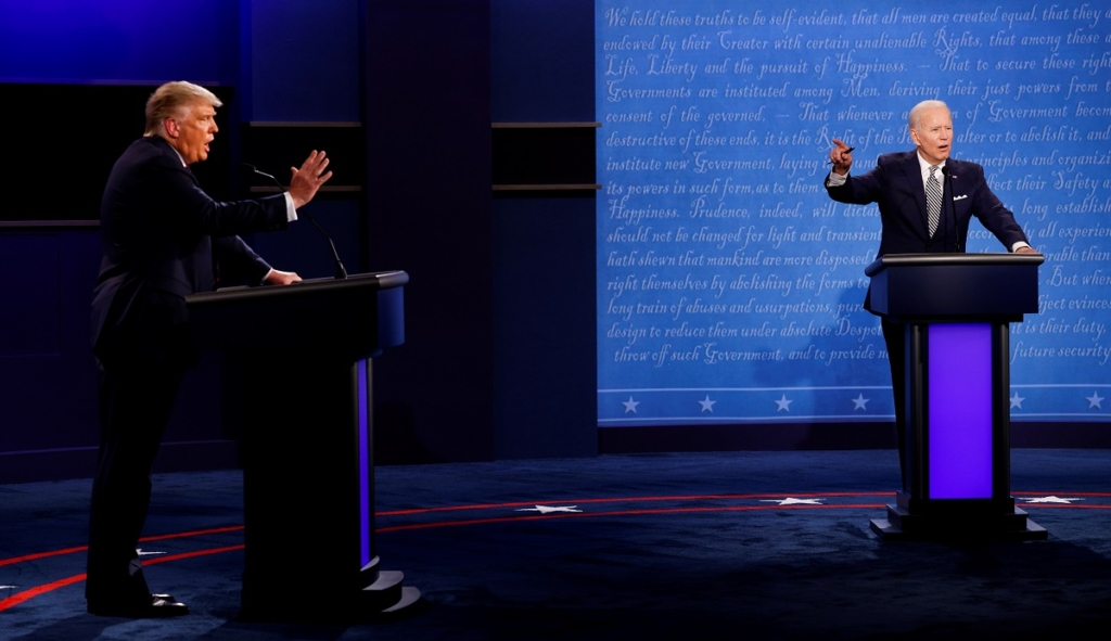 ترامب وبايدن تبادلا المقاطعات أكثر من 200 مرة خلال المناظرة الأولى