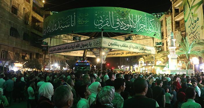 مسيحيو حلب ومسلموها يحيون ذكرى مولد النبي محمد (ص)