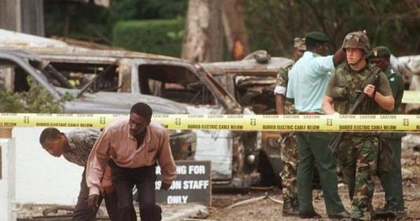 التفجيرات التي استهدفت السفارة الأميركية في العاصمة التنزانية دار السلام - 7 أغسطس 1998 - AFP