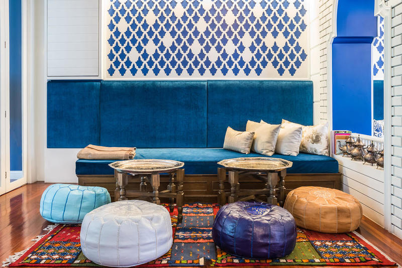 تمتاز بنقوش وألوان ديكورات غرف جلوس مغربية شبكة الأمة برس