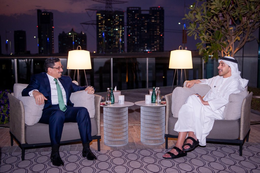 خلال لقاءه بوزير الخارجية الاماراتي : بن مبارك يؤكد على أهمية استكمال "اتفاق الرياض" و"انكسار" هجوم الحوثيين على مأرب
