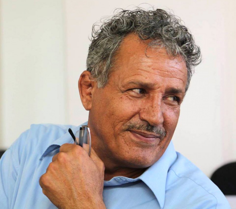 الغربي عمران المولود عام 1958، هو كاتب قصة قصيرة وروائي وسياسي يمني 