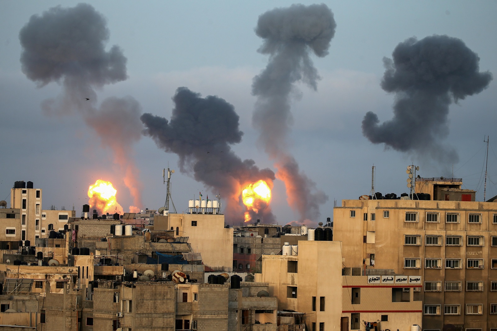 قطاع غزة تعرض لقصف عنيف
