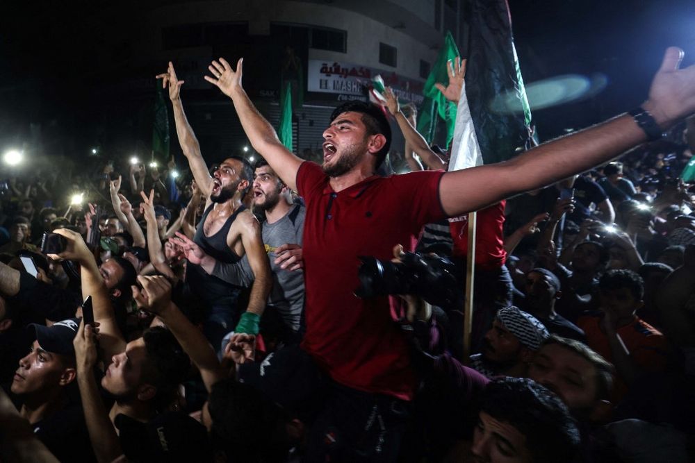 مشهد الاحتفال بالانتصار في المناطق الفلسطينية قابله غضب وخيبة في إسرائيل