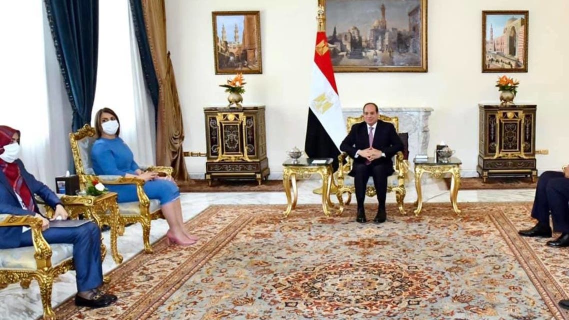 الرئيس المصري: استعادة سيادة ليبيا تبدأ بسحب القوات الأجنبية والمرتزقة