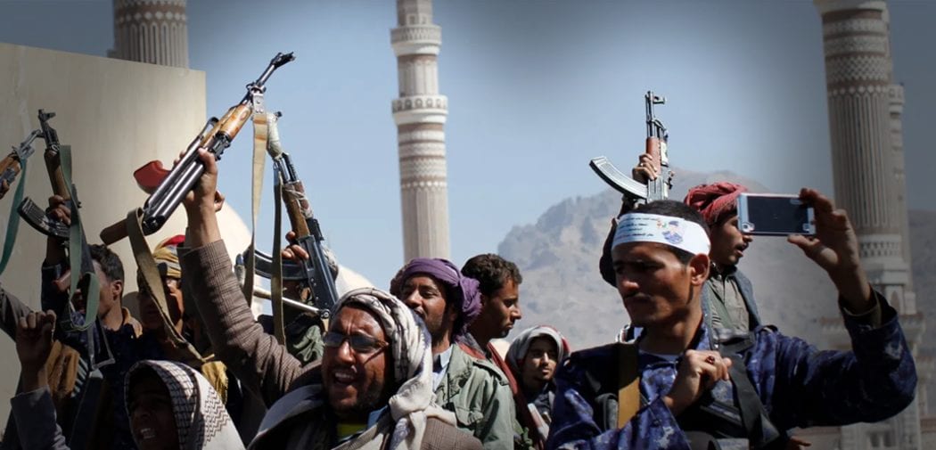 ثمة معارك قادمة : طرفا النزاع في اليمن يحشدان قواتهما على حدود مأرب