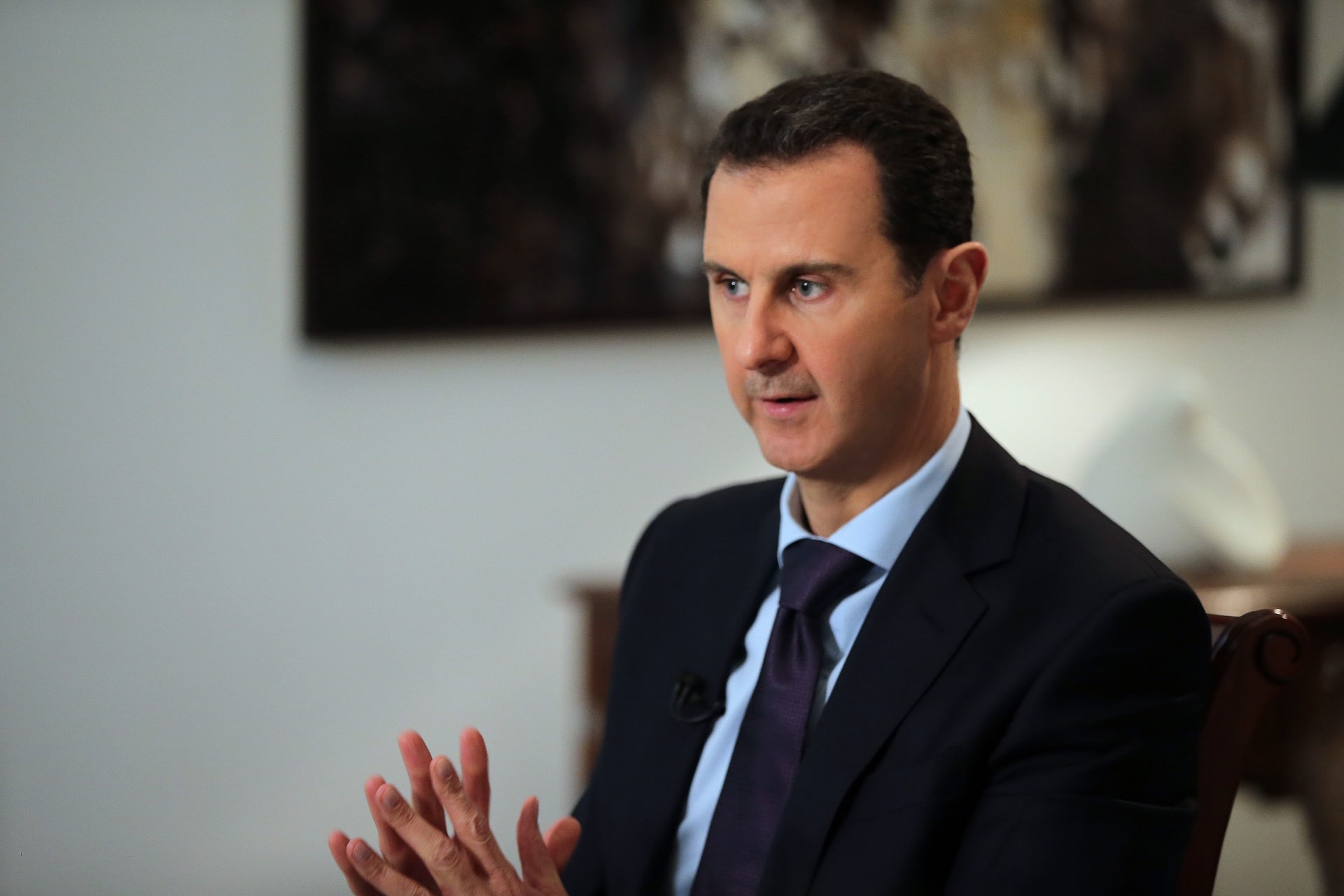 الأسد يعيد تكليف عرنوس بتشكيل حكومة جديدة في سوريا