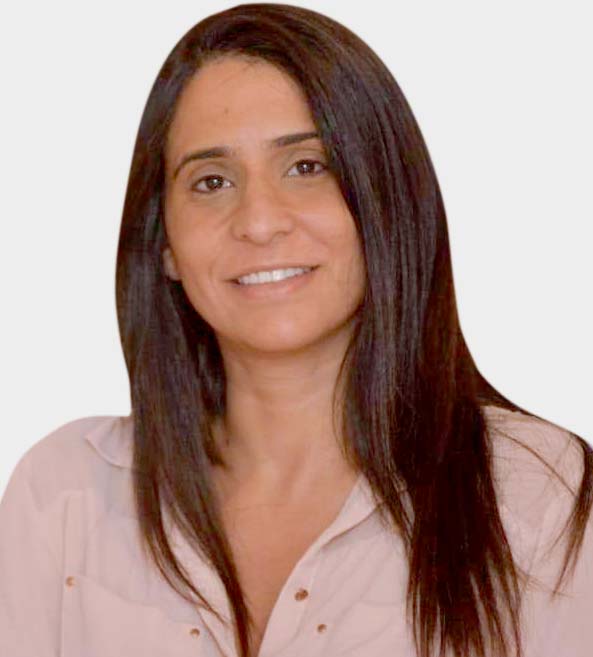 إيمان حسين: الصيف مرتبط عندي بطيارة الورق، وما ترمز إليه من انطلاق وحرية