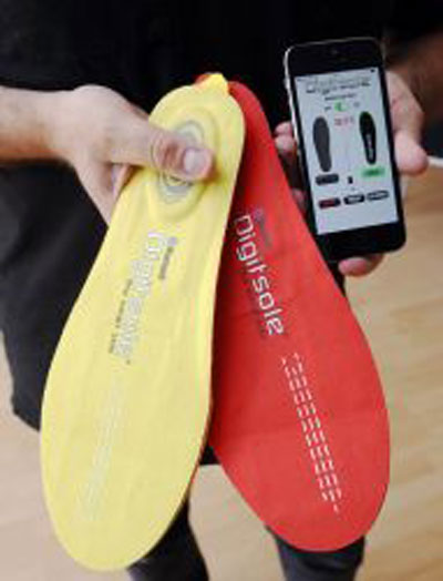 تقنية الأحذية الذكية تعتمد على الدمج بين الأحذية المعتادة ومستشعرات التتبع الإلكتروني