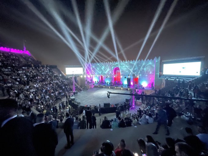 حفل افتتاح مهرجان بابل شهد حضورا جماهيريا واسعا (مواقع التواصل الاجتماعي)