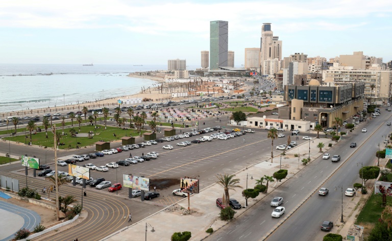 صورة من الأرشيف لوسط العاصمة الليبية طرابلس بتاريخ 8 حزيران/يونيو 2021 (أ.ف.ب)