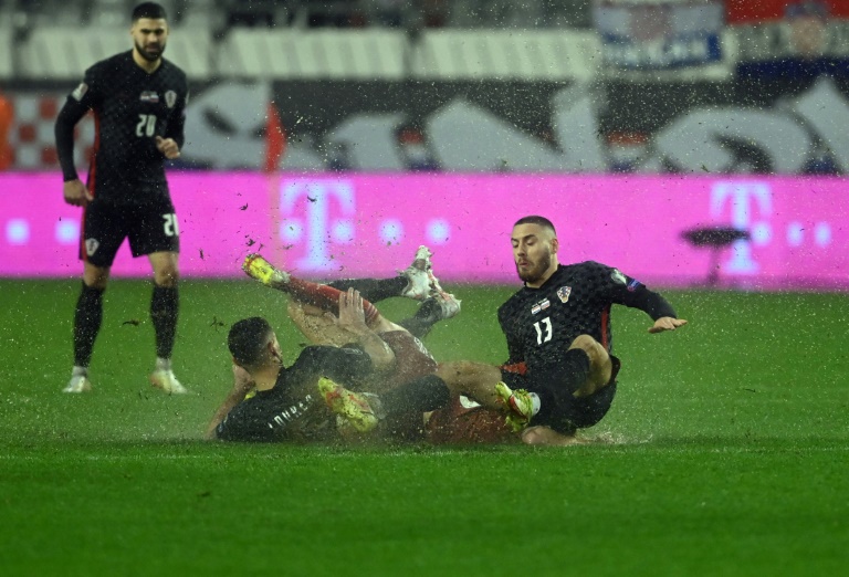 لقطة من مباراة كرواتيا وروسيا ضمن التصفيات الاوروبية المؤهلة لمونديال قطر 2022 على ملعب 