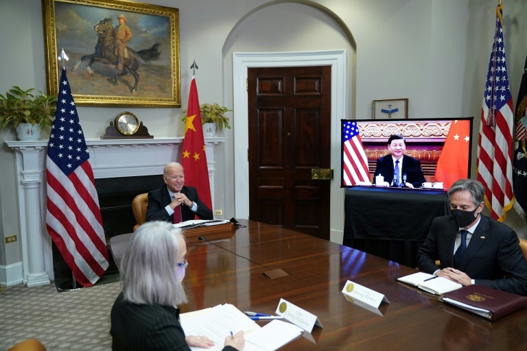 قمة افتراضية بين الرئيس الأميركي جو بايدن والرئيس الصيني شي جينبينغ في 15نوفمبر 2021(ا ف ب)