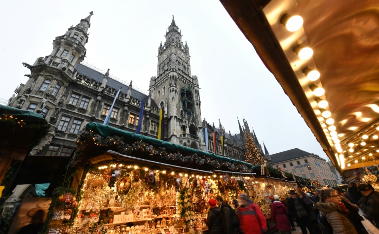   ميونخ عاصمة ولاية بافاريا اول مدينة المانية كبرى تلغى سوق عيد الميلاد للعام الثانى على التوالى(ا ف ب)