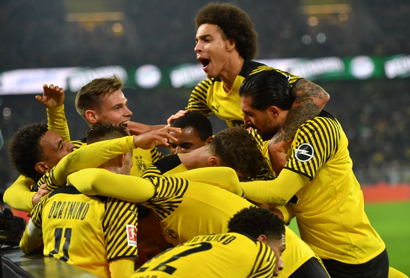 دورتموند يضيق الخناق على متصدر الدوري الألماني بعد الفوز على شتوتجارت (د ب أ)