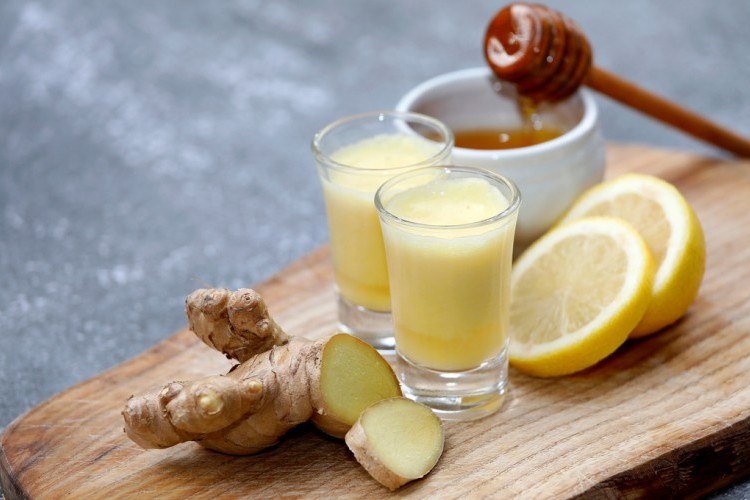 شراب الزنجبيل بالعسل والليمون