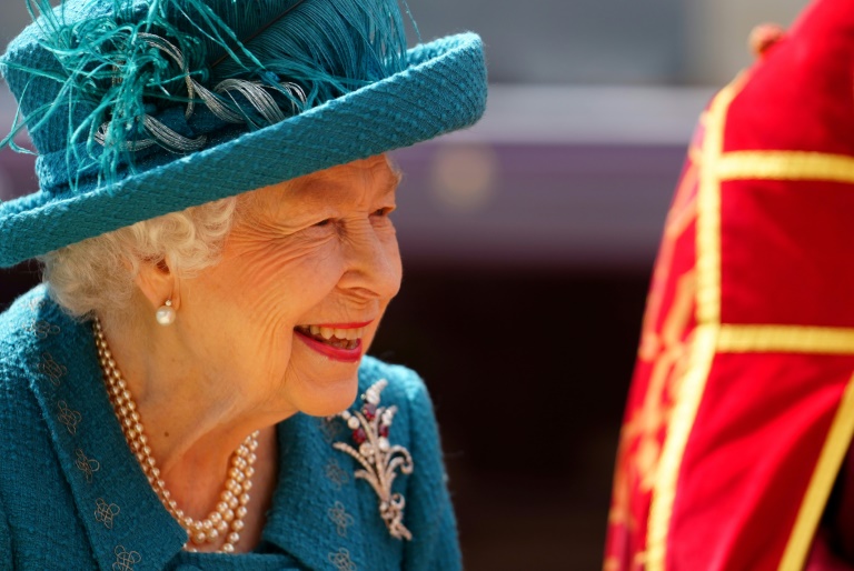 الاحتفال باليوبيل البلاتيني للملكة إليزابيث سيتم بإصدار عملة معدنية (ا ف ب) 