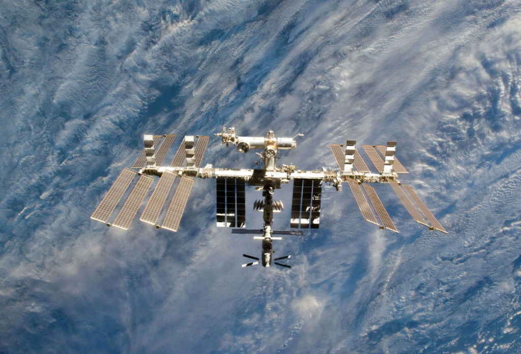 قررت ناسا تأجيل السير في الفضاء في محطة الفضاء الدولية "بسبب عدم وجود فرصة لتقييم المخاطر بشكل صحيح" التي يشكلها الحطام الفضائي (أ ف ب)