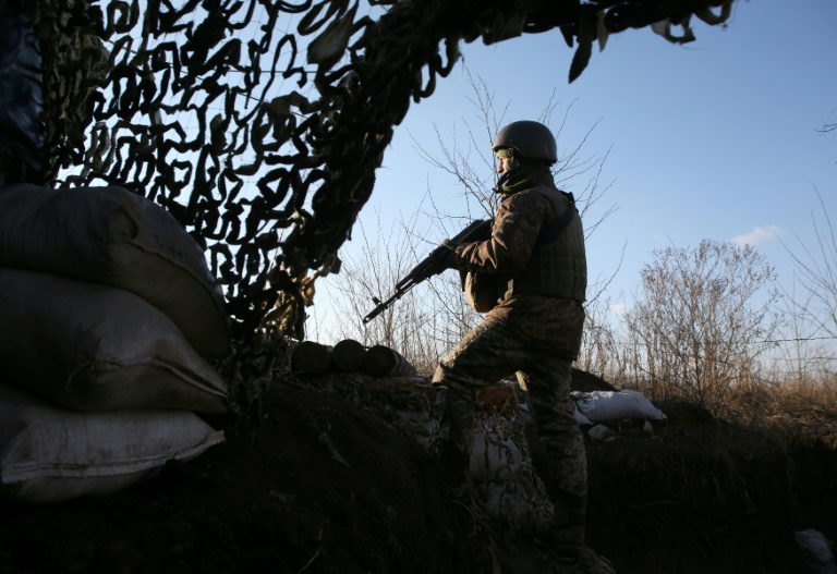 وكان حلفاء كييف الغربيون في الاسابيع الاخيرة يدقون ناقوس الخطر حول حشد روسيا لقواتها على طول الحدود الاوكرانية (ا ف ب).