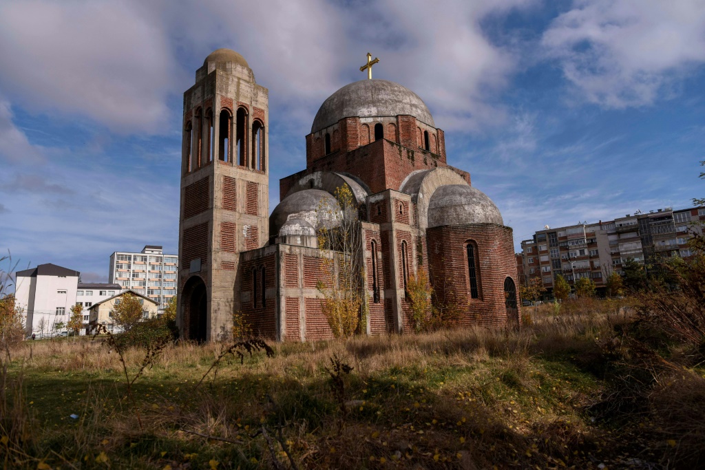 كوسوفو هي موطن لبعض أديرة الكنيسة الأرثوذكسية الصربية (ا ف ب)