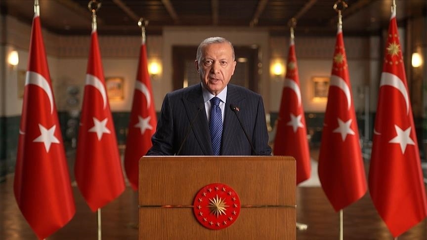 الرئيس التركي رجب طيب أردوغان يشيد بـ ”وقف المعارف” التركي ( الأناضول)