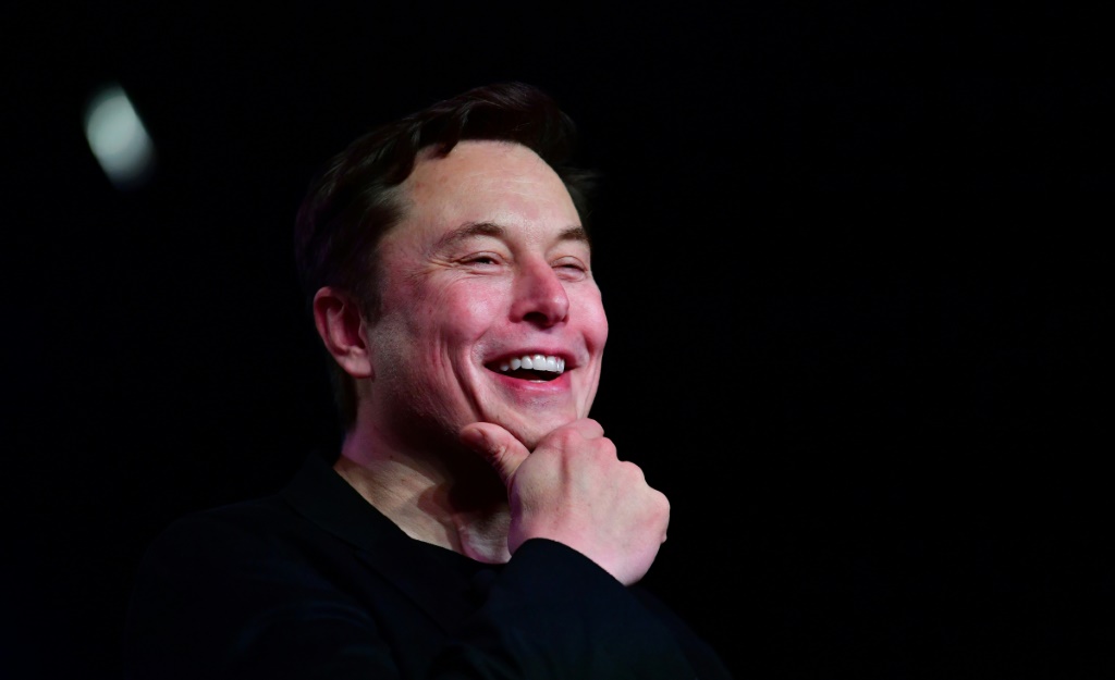    تبلغ ثروة رئيس شركة Tesla Elon Musk ربع تريليون دولار ، مما يسلط الضوء على فجوة الثروة في العالم (أ ف ب)