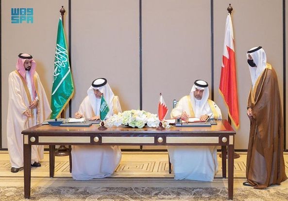 المواصفات السعودية تُوقِّعُ برنامجي تعاون فني مع الجانب البحريني(واس)
