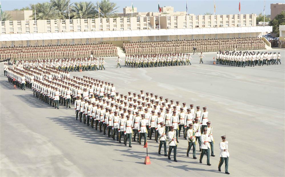 صورة للإحتفاء بالقوات المسلحة  العمانية (العمانية)