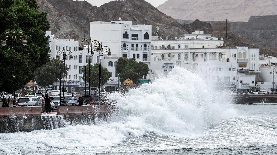 الإعصار المداري "شاهين"، الذي ضرب سواحل عمان على مدار يومين (ا ف ب)