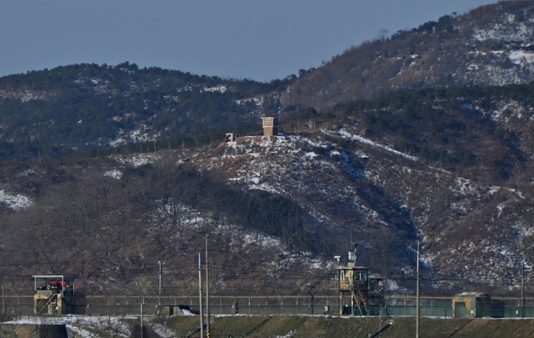 مركز مراقبة كوري شمالي كما يرى من كوريا الجنوبية في كانون الأول/ديسمبر 2020(اف ب)