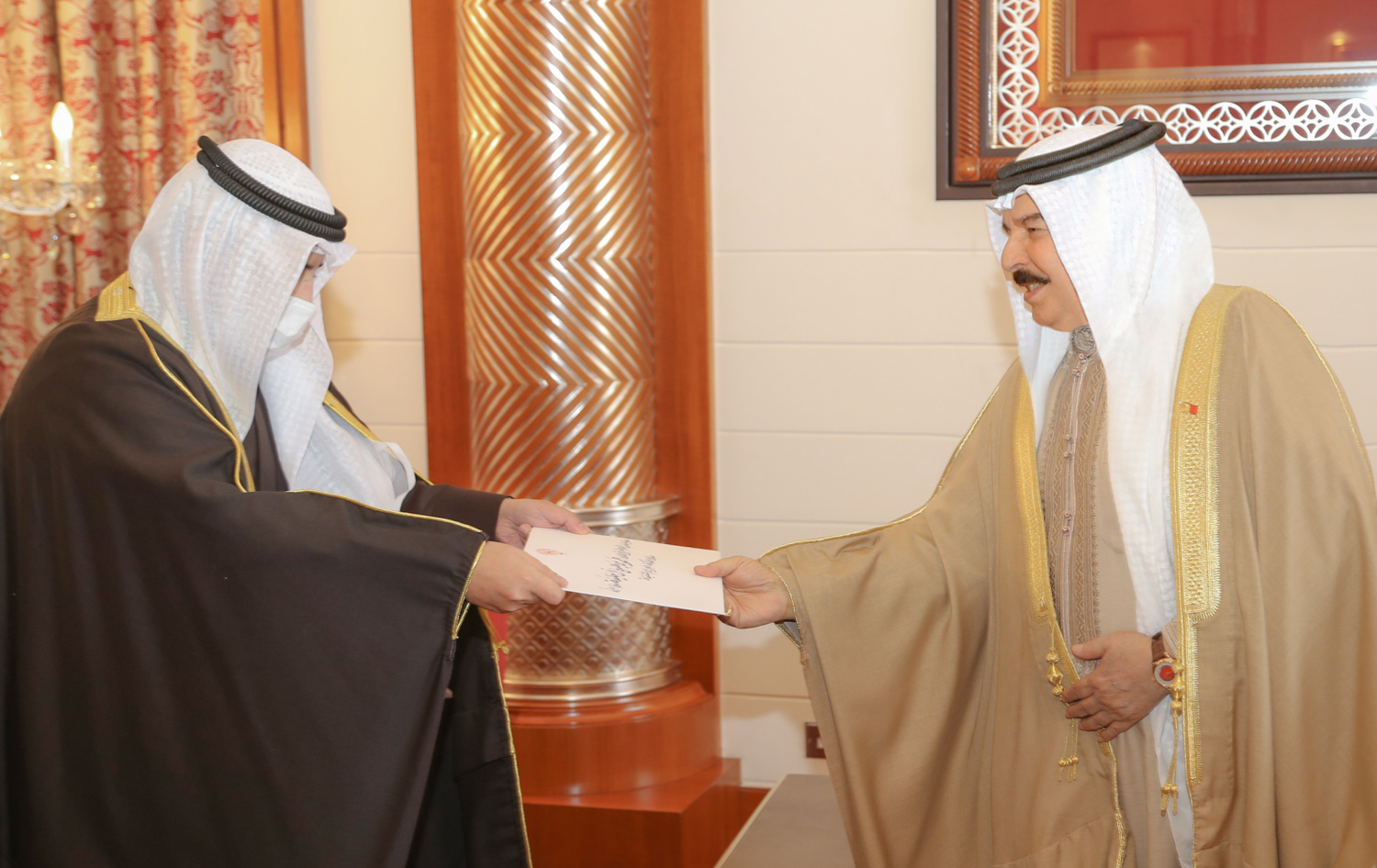 الملك البحريني يتسلم رسالة خطية من أمير الكويت (بنا)