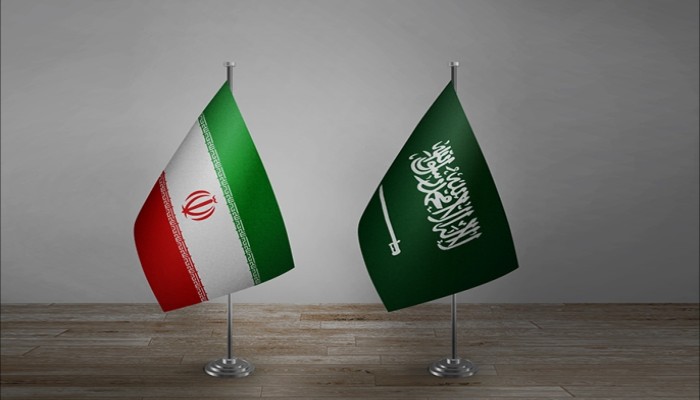 علم السعودية وايران (واس)