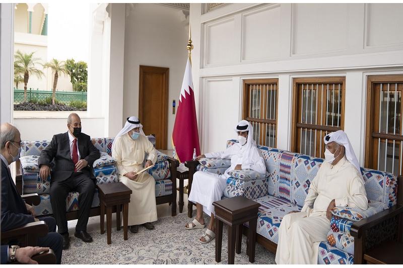 الأمير يستقبل وفد مجلس العلاقات العربية والدولية( قنا)